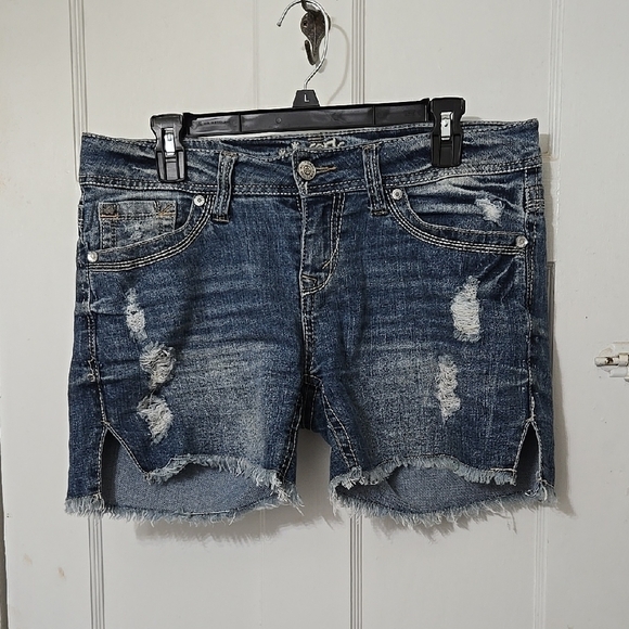 Wallflower Indigo Distressed Denim Shorts Junior 11 - Picture 1 of 6